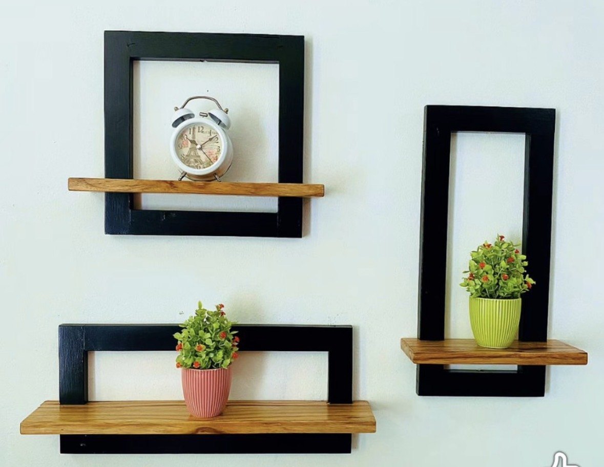 Wall display group — photo 1